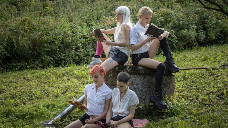 кадр из фильма Die traurigen Mädchen aus den Bergen