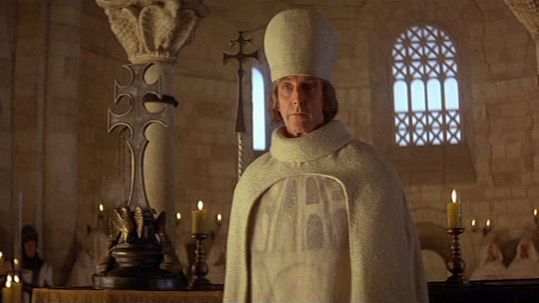 кадр из фильма Леди-ястреб