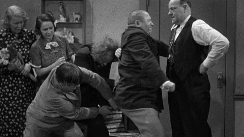 кадр из фильма Сидячие забастовщики