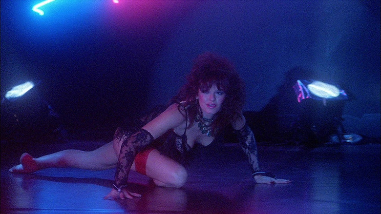 кадр из фильма Раздетая для убийства