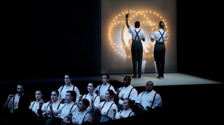 кадр из фильма Einstein on the Beach