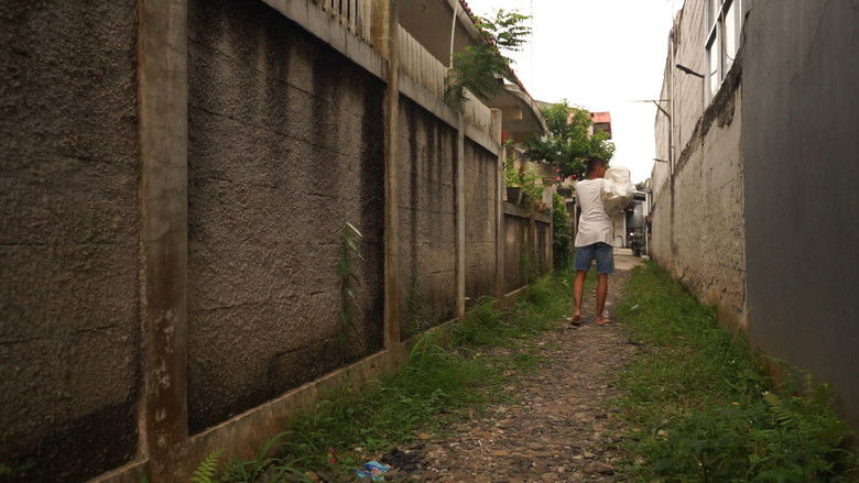 кадр из фильма Sepiring Berdua