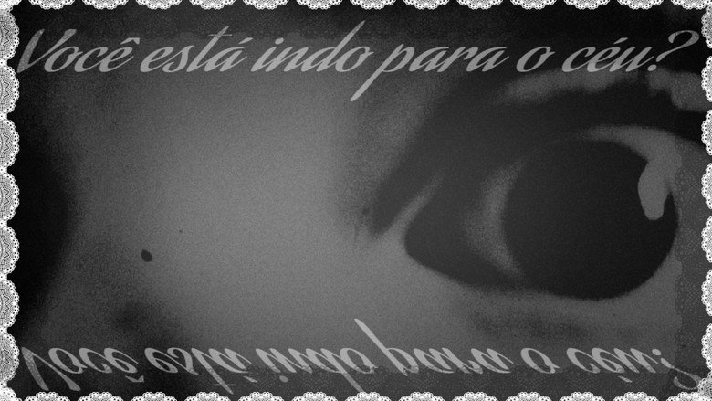 кадр из фильма Deus abandonou a humanidade.