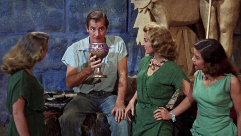 кадр из фильма Love Slaves of the Amazons