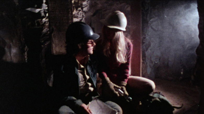 кадр из фильма Странность