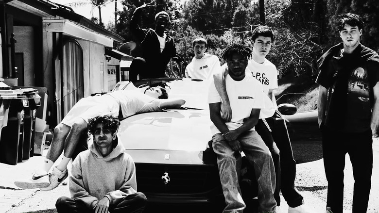 кадр из фильма The Longest Summer in America