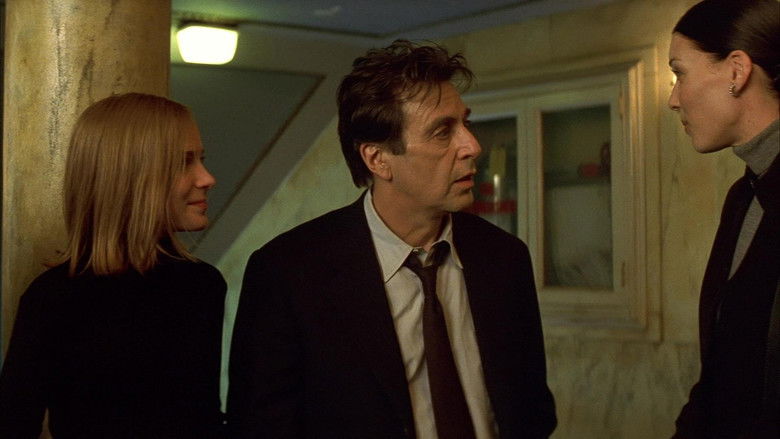 кадр из фильма Симона