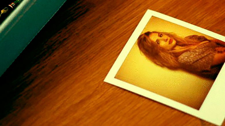 кадр из фильма Violet