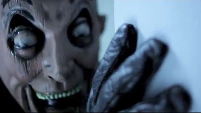 кадр из фильма In the Dark