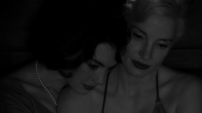 кадр из фильма Материнский инстинкт