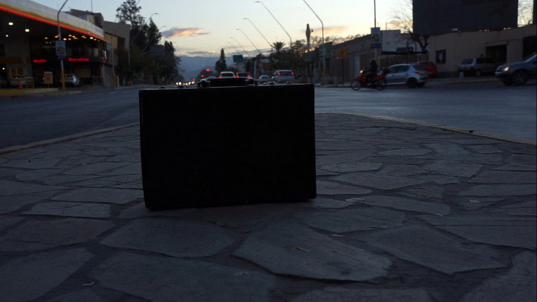 кадр из фильма TRÁFICO DE BARRAS