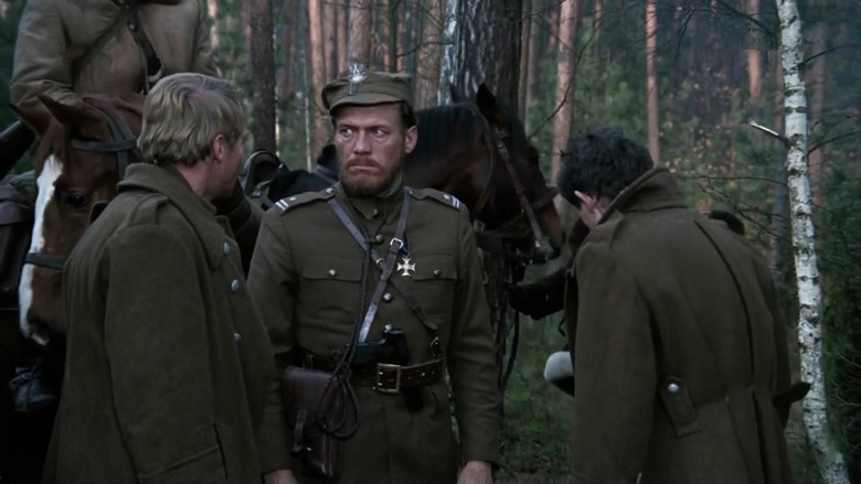 кадр из фильма Майор Хубаль