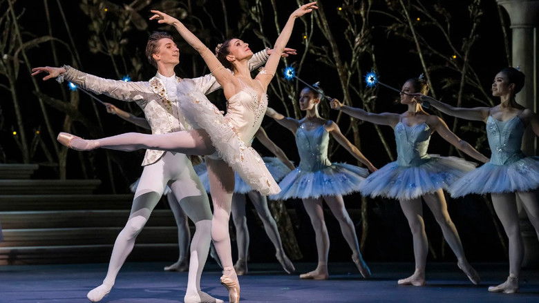 кадр из фильма The Royal Ballet: Cinderella