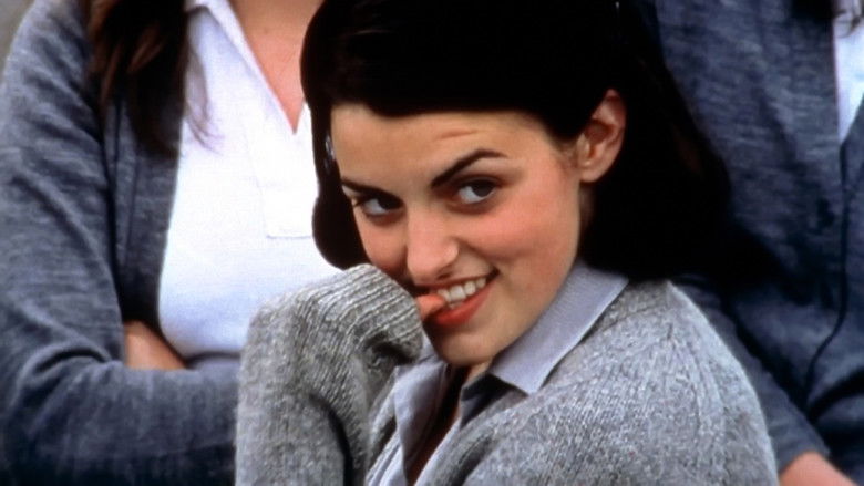 кадр из фильма Сестры Магдалины