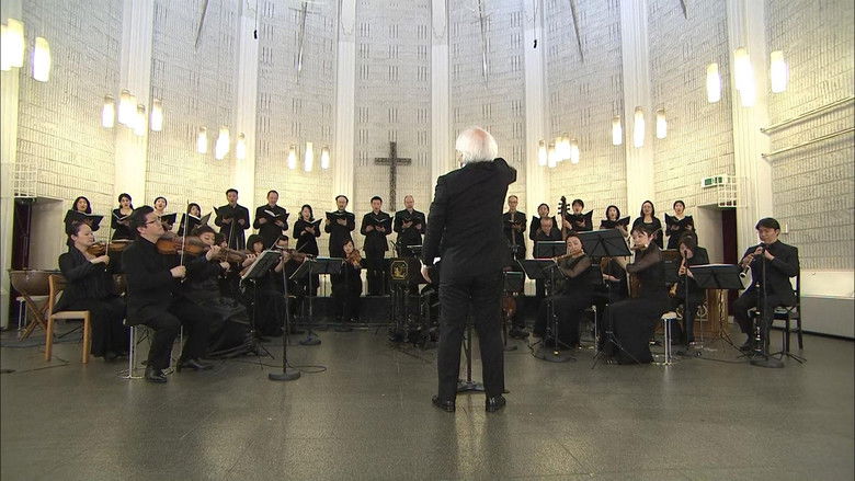 кадр из фильма Gloria in Excelsis Deo