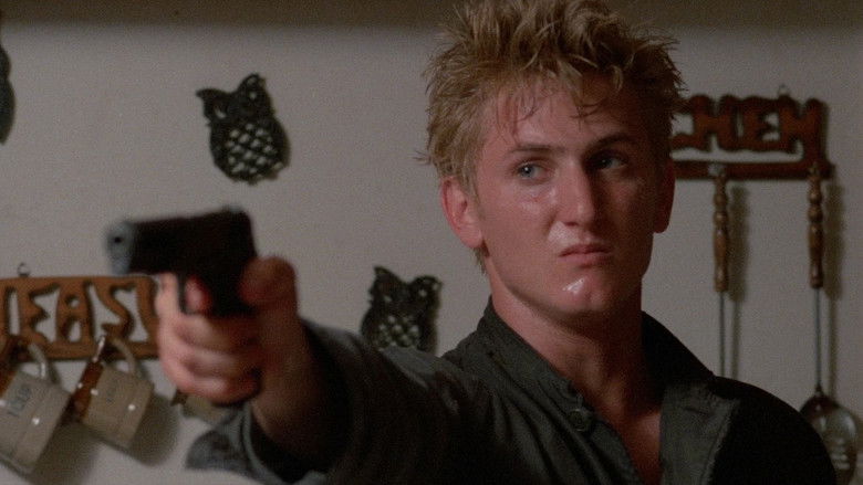 кадр из фильма В упор