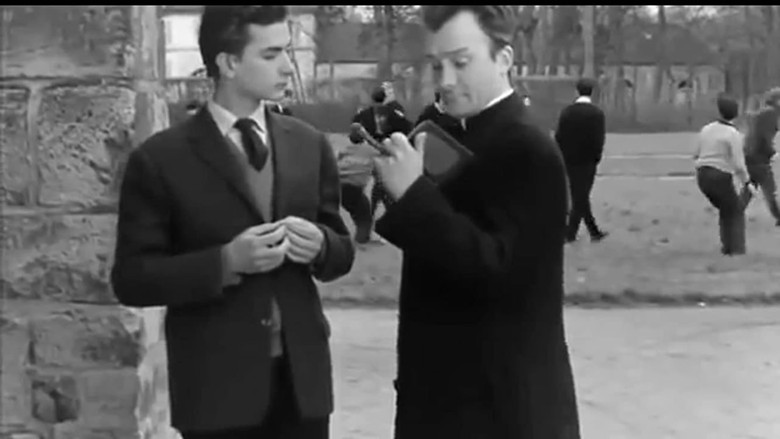 кадр из фильма Странная дружба