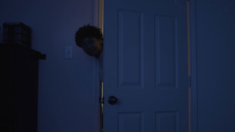 кадр из фильма She Screams at Night