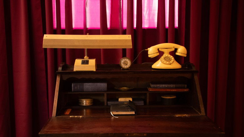 кадр из фильма O Colecionador de Cheiros de Nucas Femininas