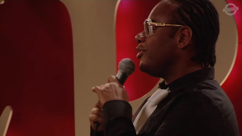 кадр из фильма Howard Komproe: Live in Toomler