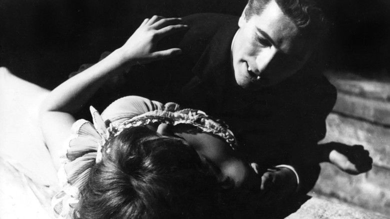 кадр из фильма L'ultima preda del vampiro