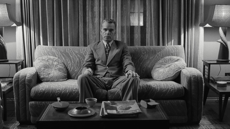 кадр из фильма Человек, которого не было