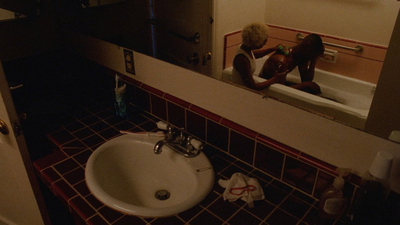 кадр из фильма Blur