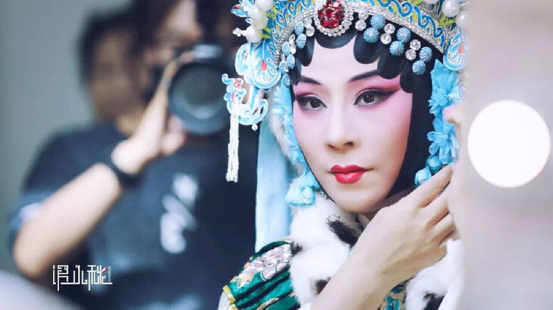 кадр из фильма 文姬归汉