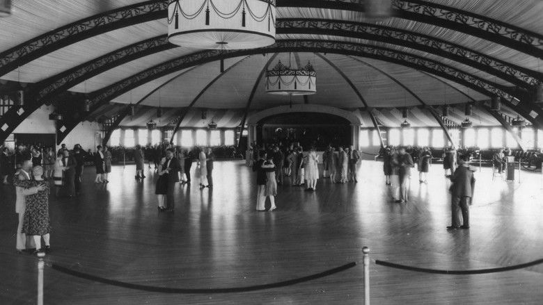 кадр из фильма A Legacy Of Memories: Silver Beach Amusement Park