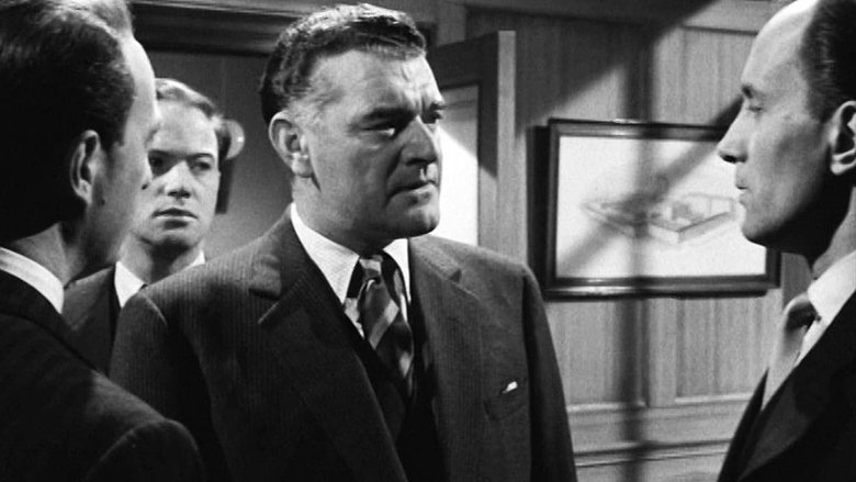 кадр из фильма The Long Arm