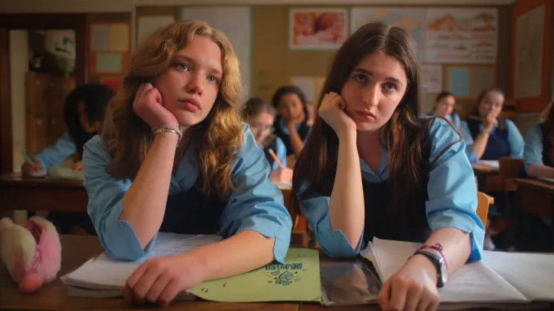 кадр из фильма Extra Geography