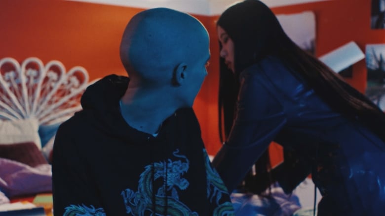 кадр из фильма 狂気の管理人