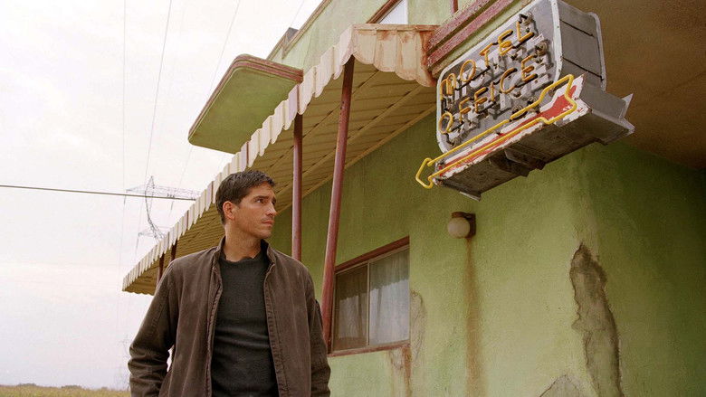 кадр из фильма Шоссе смерти