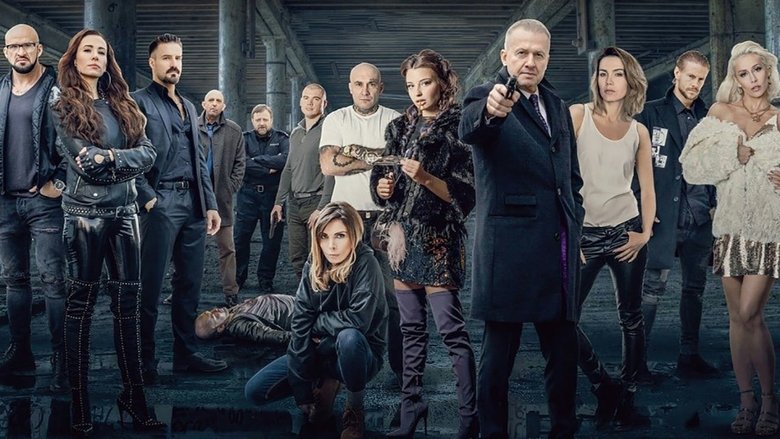 кадр из фильма Женщины Мафии