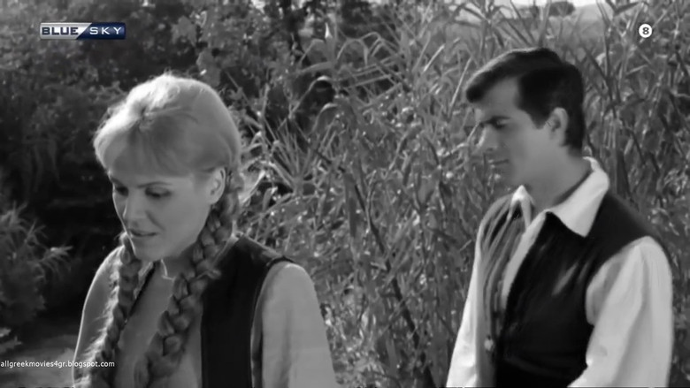 кадр из фильма Η Λυγερή