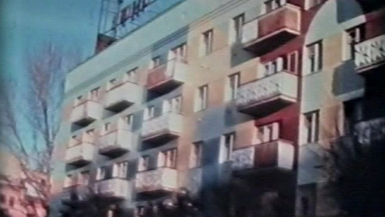 кадр из фильма Потемкинские деревни