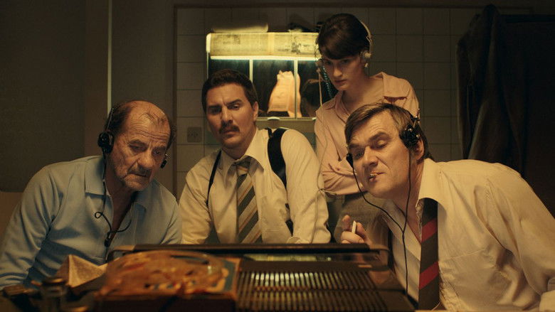 кадр из фильма Товарищ Дракулич