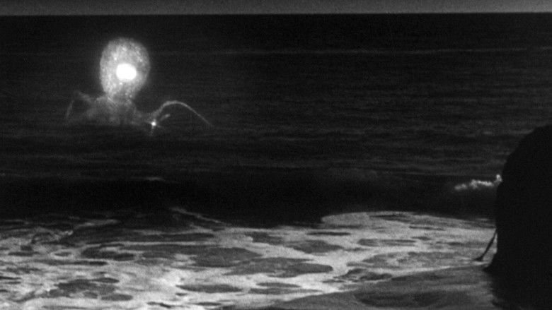 кадр из фильма Monster from the Ocean Floor