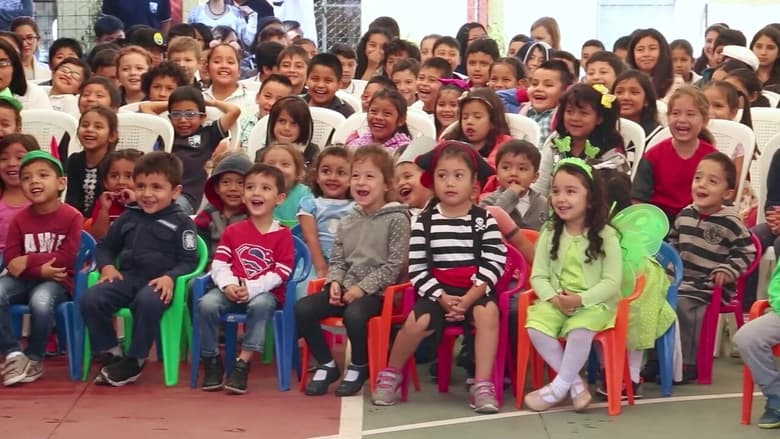 кадр из фильма La Charada Teatro - Puppeteers in Guatemala