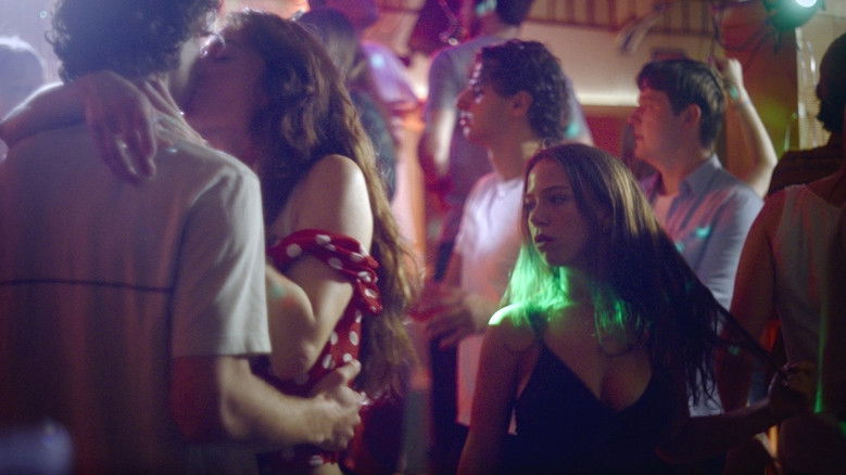 кадр из фильма GIRLZILLA