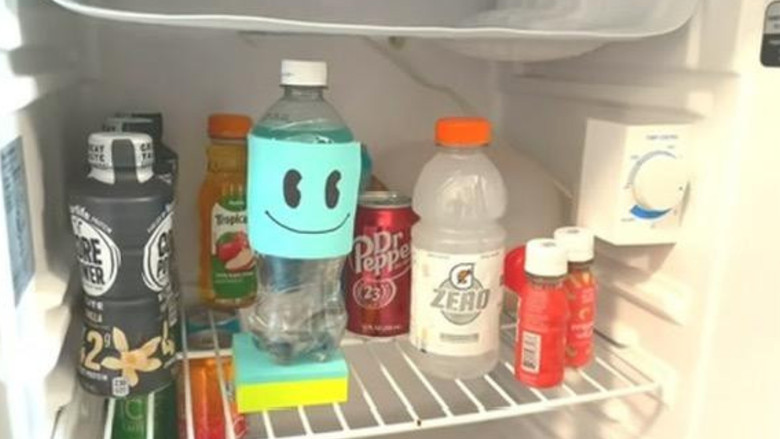 кадр из фильма The Water Bottle