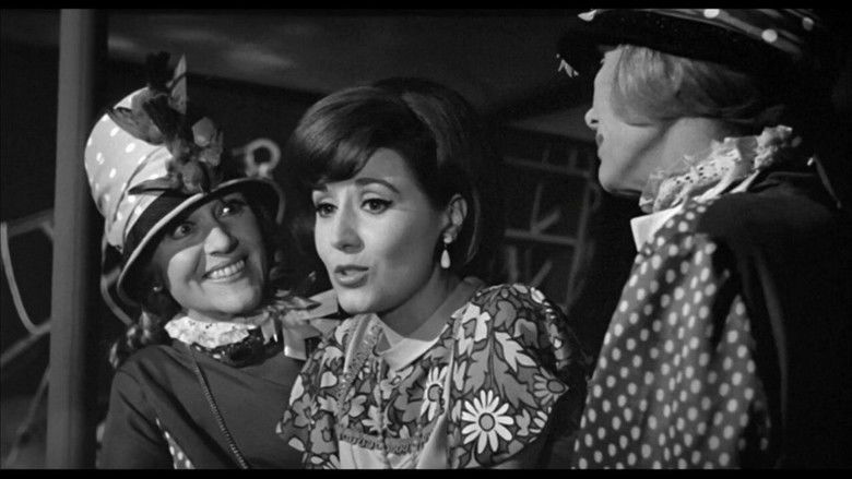 кадр из фильма Las locas del conventillo
