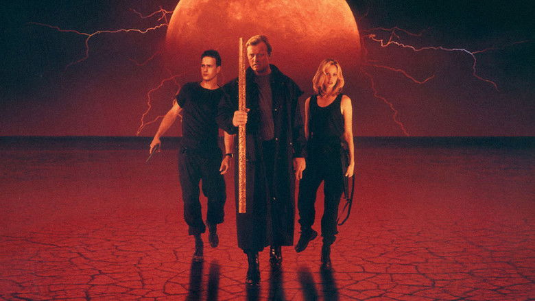 кадр из фильма Перекресток миров