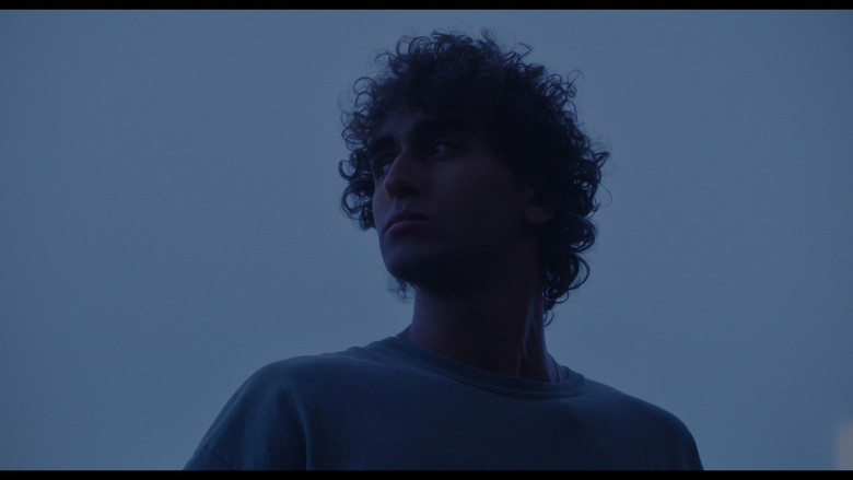 кадр из фильма Le verre de thé