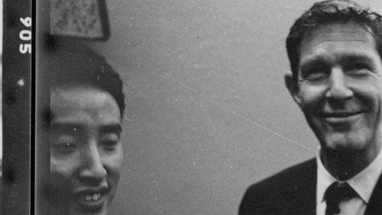 кадр из фильма Нам Джун Пайк: Луна — первый телевизор