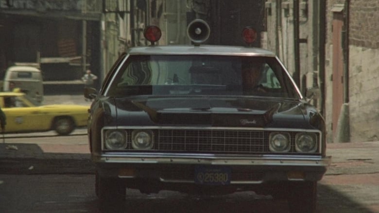 кадр из фильма The Blue Knight