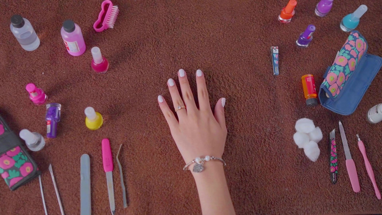 кадр из фильма Manicure Po!