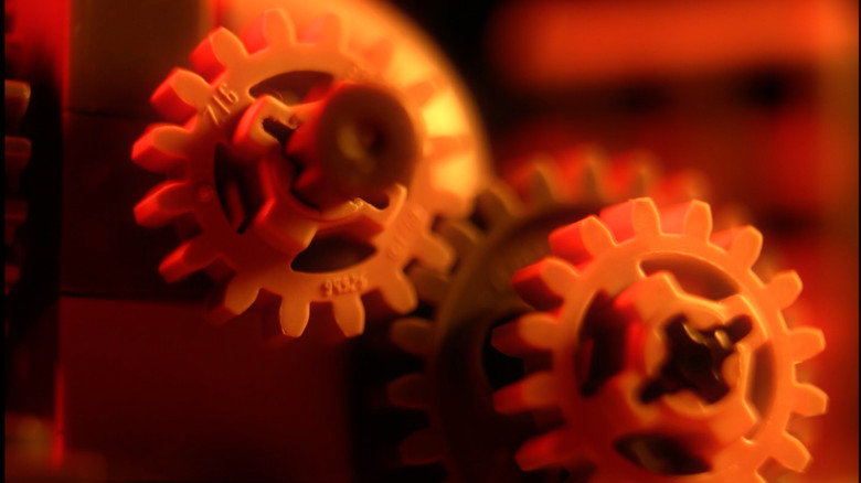 кадр из фильма 'GIVE IT UP!'