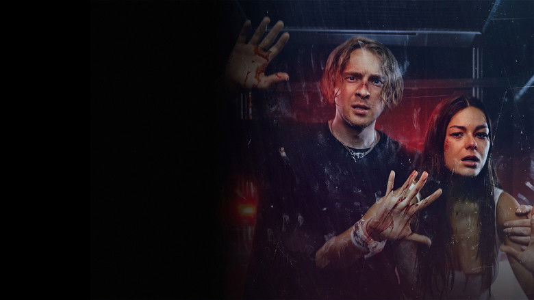 кадр из фильма Вниз