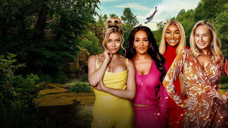 кадр из фильма Hunting Housewives